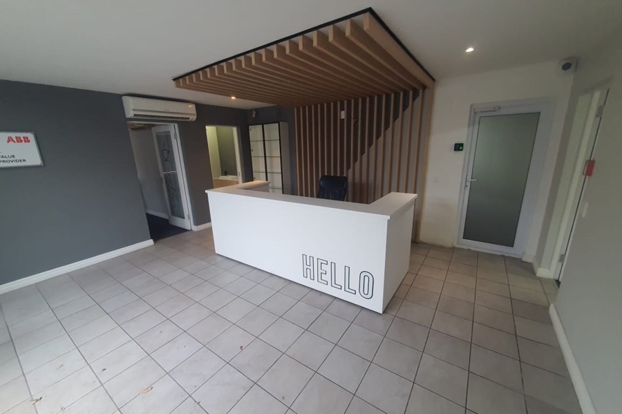 To Let commercial Property for Rent in Newton Park Eastern Cape